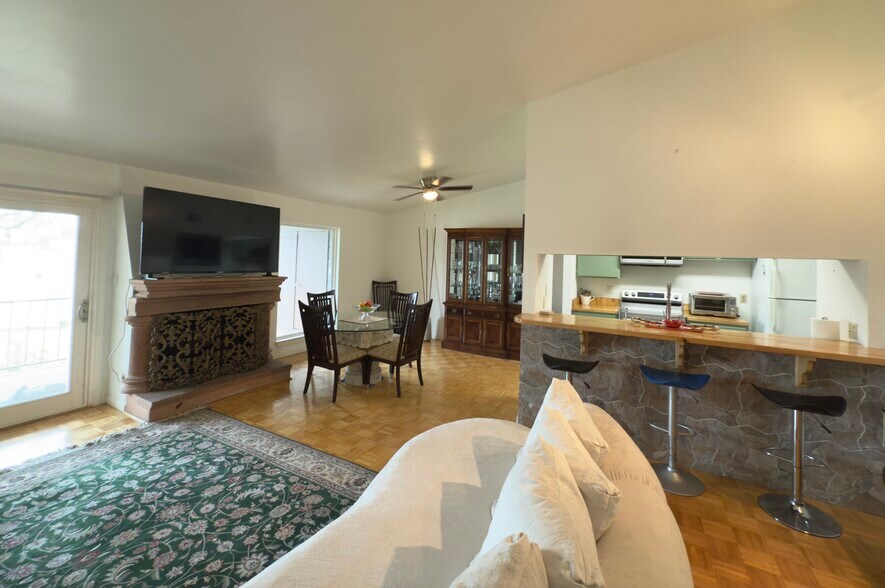 Building Photo - 2901 Central Blvd