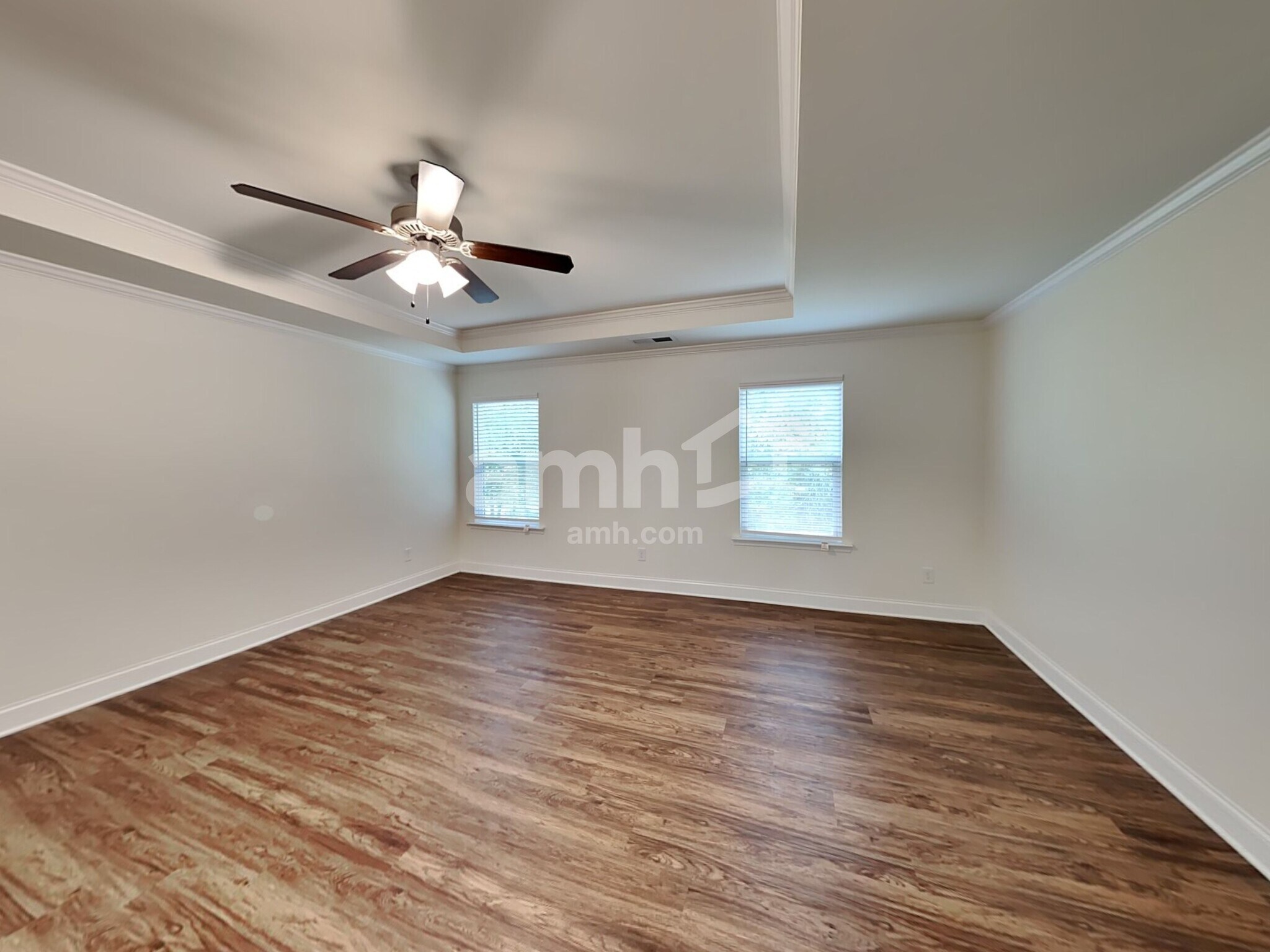 Building Photo - 200 Lake Vista Dr