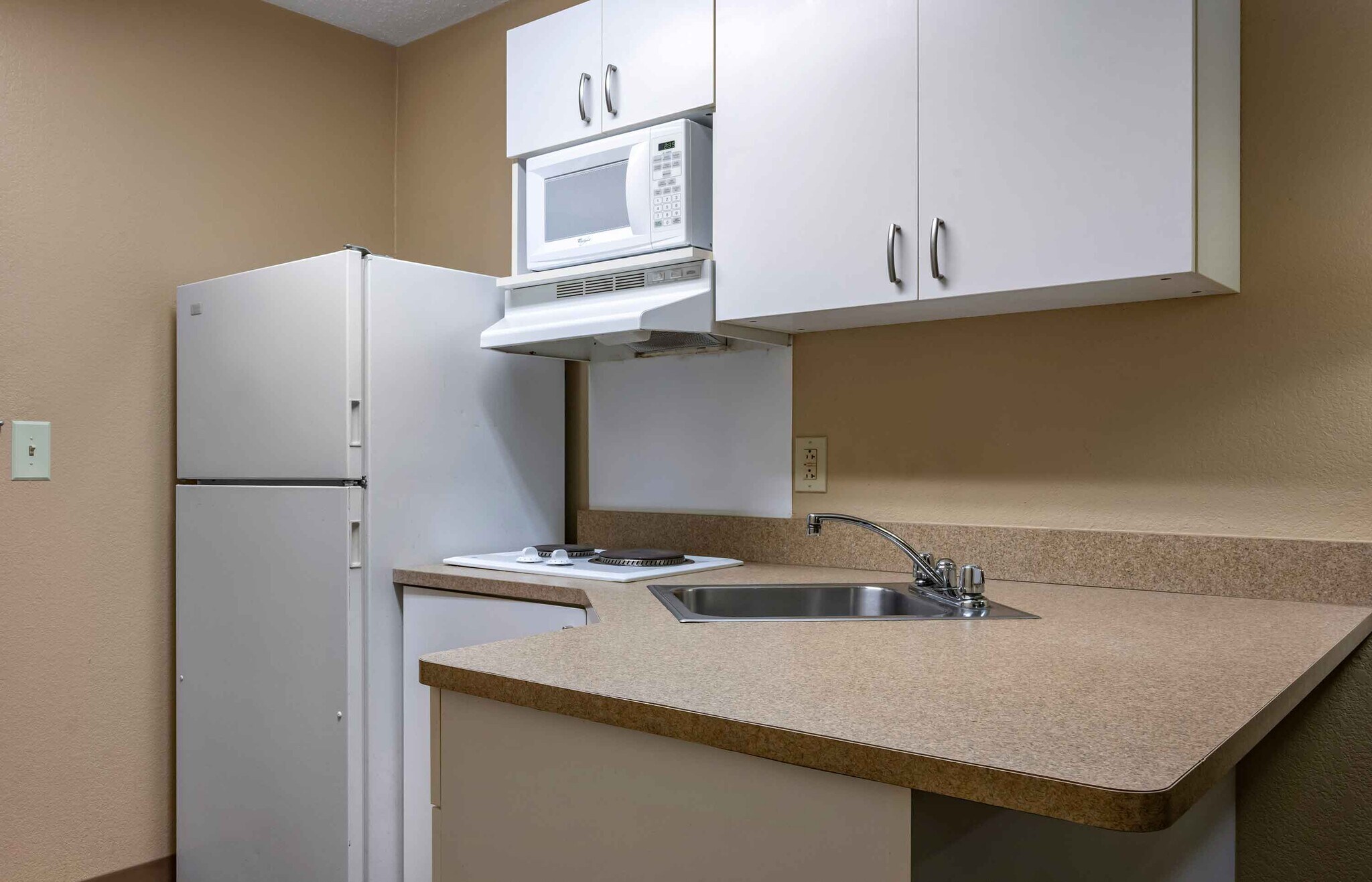 Building Photo - Furnished Studio-Pittsburgh - West Mifflin