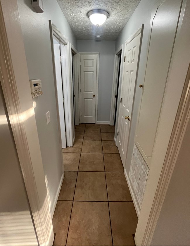 hallway - 2606 Kennon Ct