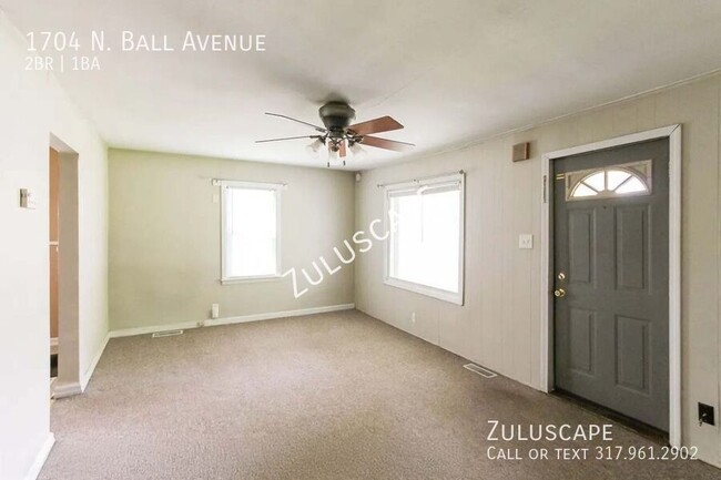 Building Photo - $950.00 Move-In Credit!……1704 N. Ball / 2 ...