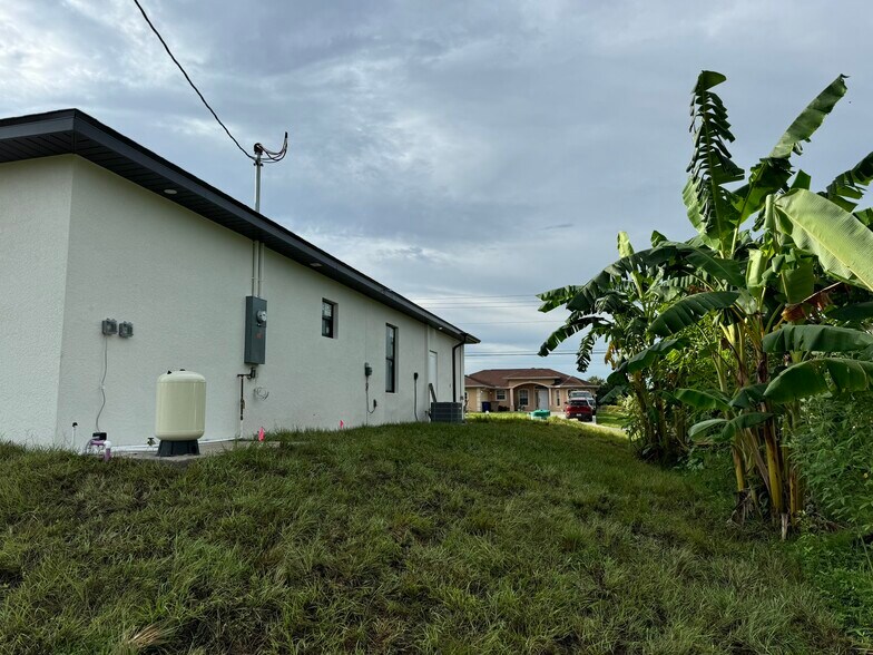 Building Photo - 3210 8th St SW