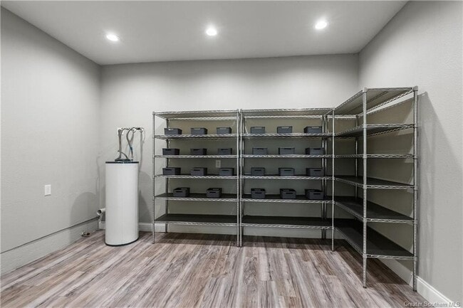 Building Photo - 1613 West St