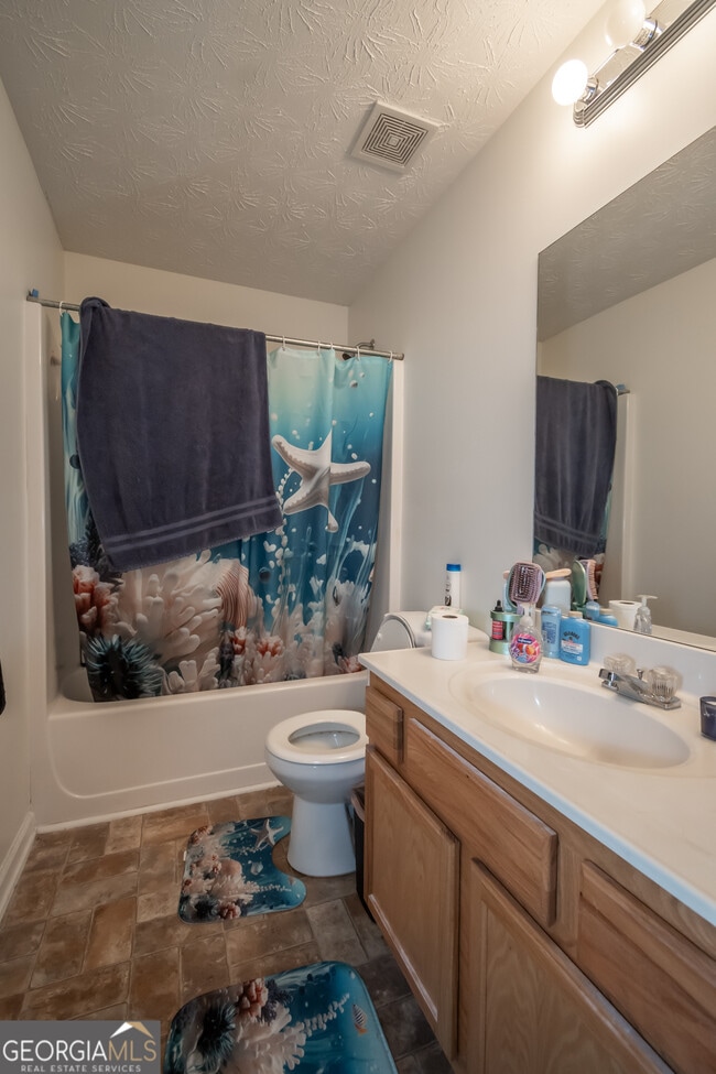 Building Photo - 213 Sidney Lanier Ave