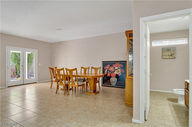 Building Photo - 6031 Lamotte Ave