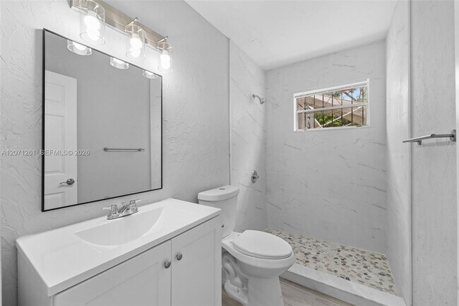 Building Photo - 1227 NW 27th St