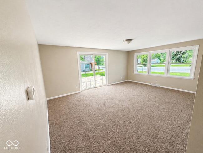 Building Photo - 6730 S State Rd 67