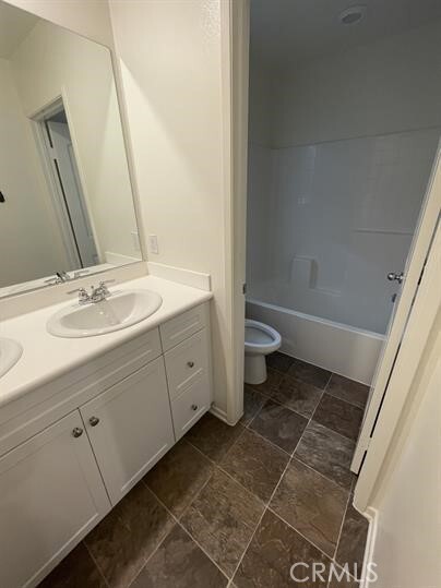 Building Photo - 30433 Village Knoll Dr
