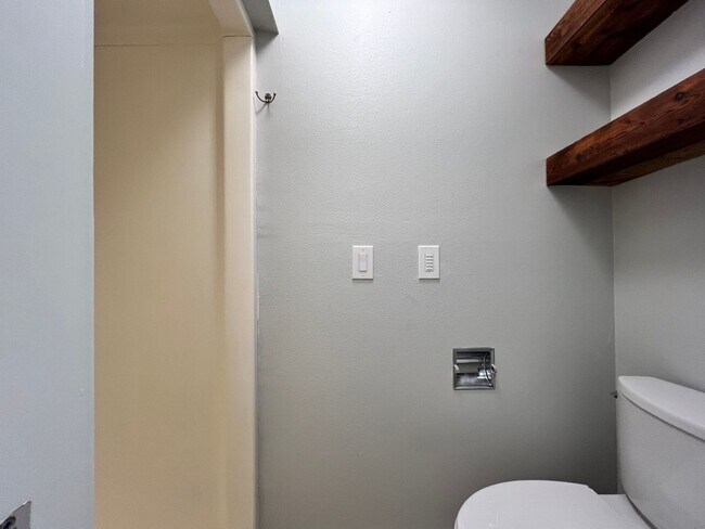 Building Photo - Apply by TODAY and get $1,000 off Move In!