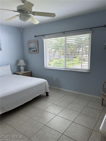 Building Photo - 190 N Collier Blvd