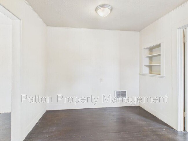 Building Photo - 913 S Louisiana St