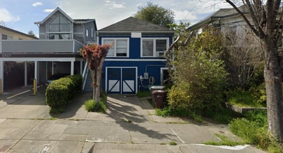 Building Photo - Charming 2 BED/1BATH Home For Rent Near Bay Bridge Waters!!!