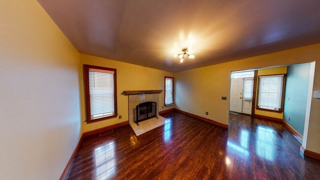 Building Photo - Beautiful Spacious Single-Family Home in Beaver Hills | 8-bed 3.5-bath