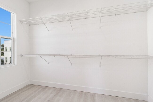 Building Photo - Modern Townhome For Lease in downtown St Pete and Warehouse Arts District