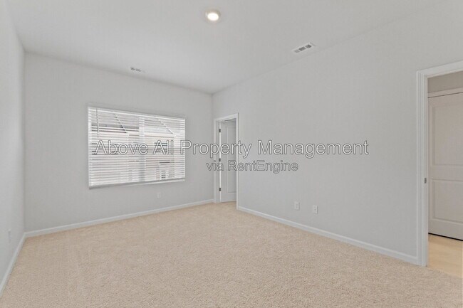 Building Photo - 141 Blue Melody Ave