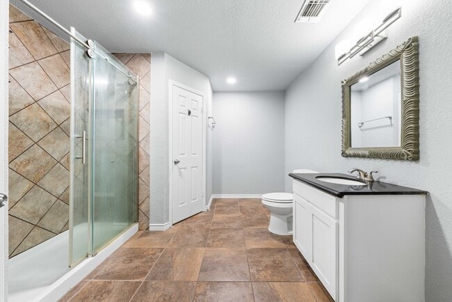 Building Photo - 8778 Serene Ridge Dr