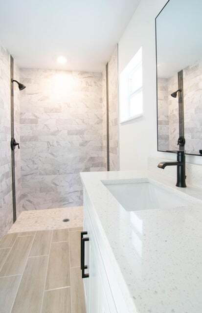 Building Photo - 10235 Stonecrop Ave