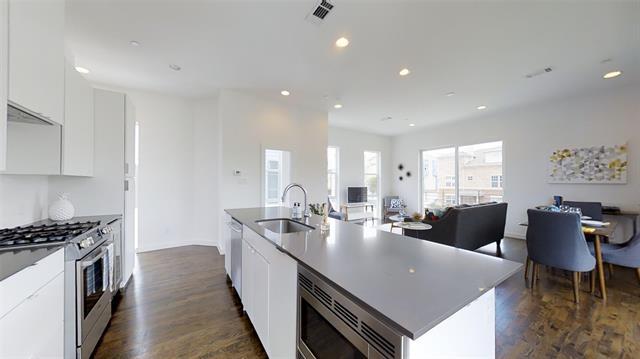 Building Photo - 4905 Live Oak St