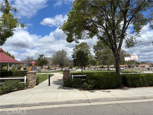 Building Photo - 33143 Big Range Dr