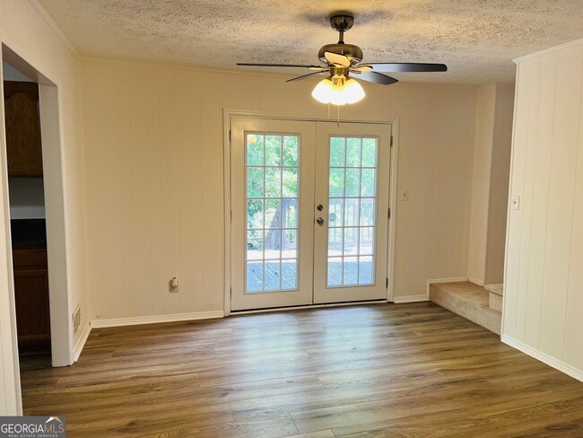 Building Photo - 2289 Roscoe Rd