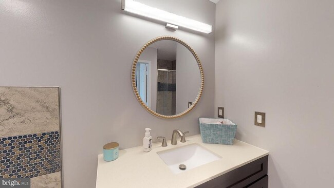 Building Photo - 12021 Calico Woods Dr