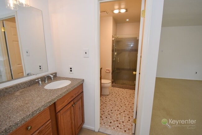 Building Photo - 3 Bed, 2.5 Bath Twin Home in Doylestown with Garage & Finished Basement