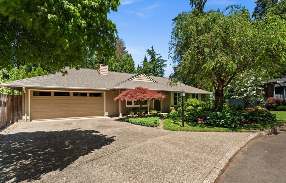 Building Photo - 5329 SW Charleton Ct