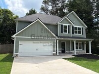 Building Photo - 205 Valley View Dr