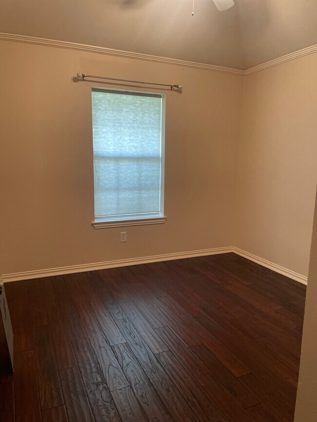 Building Photo - 4835 Stetson Dr N