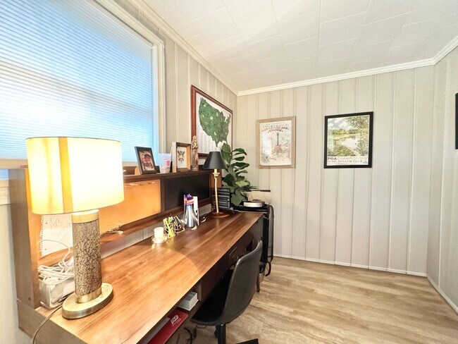 Building Photo - Updated 3 Bedroom In Guilford Hills with a...