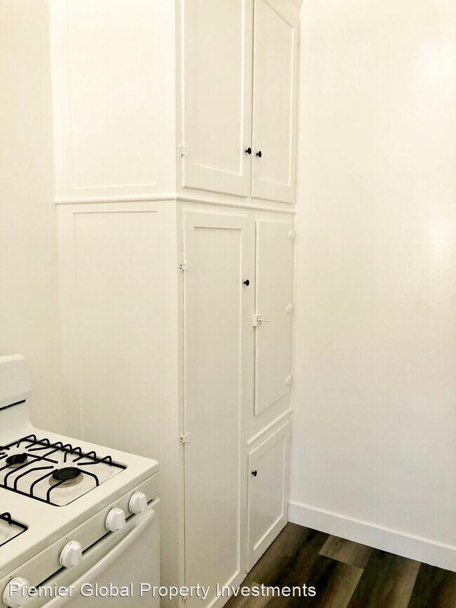 Building Photo - 2135 Fair Park Ave