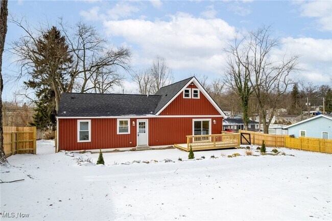 Building Photo - 3101 Wagoner St