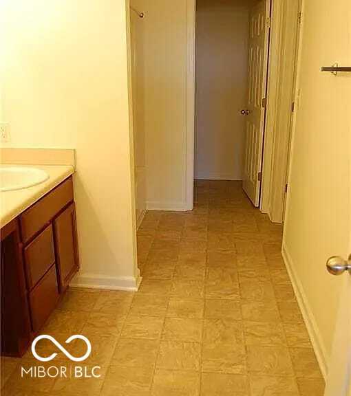 Building Photo - 5340 Tanglewood Ln