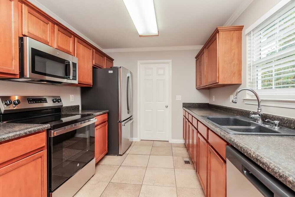 Building Photo - 4088 Hollis Hill Dr