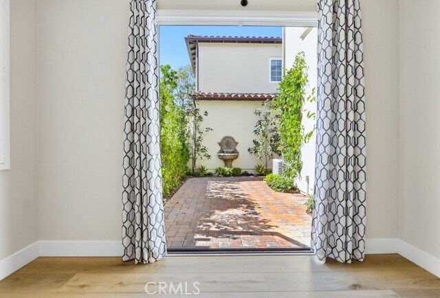 Building Photo - 57 Arborside