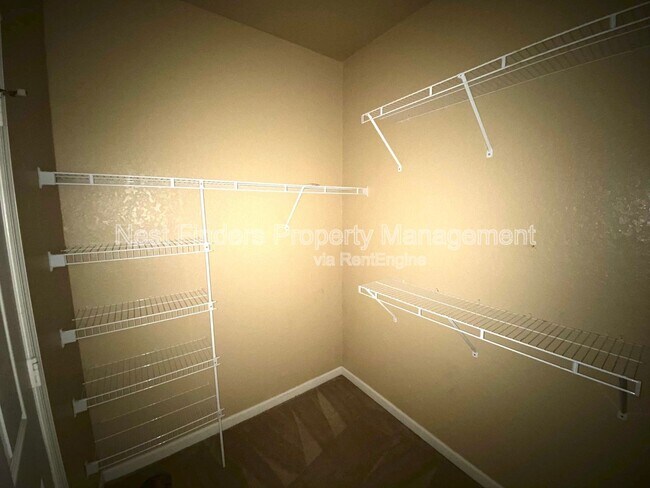Building Photo - 8539 Gate Pkwy W