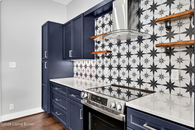 Building Photo - 914 Ash St