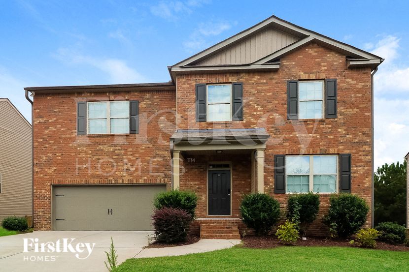 Primary Photo - 106 Woodbridge Trl