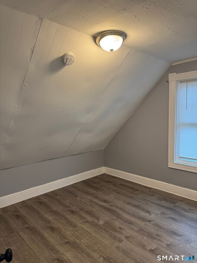 Building Photo - 274 Orange St