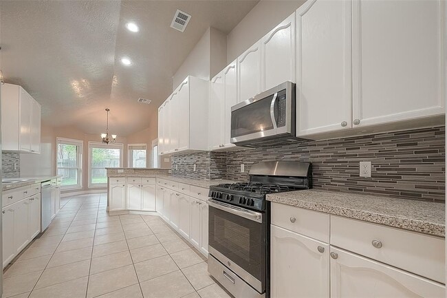 Building Photo - 3118 Watercastle Ct