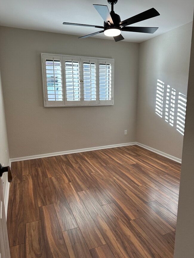 Building Photo - 41785 Largo