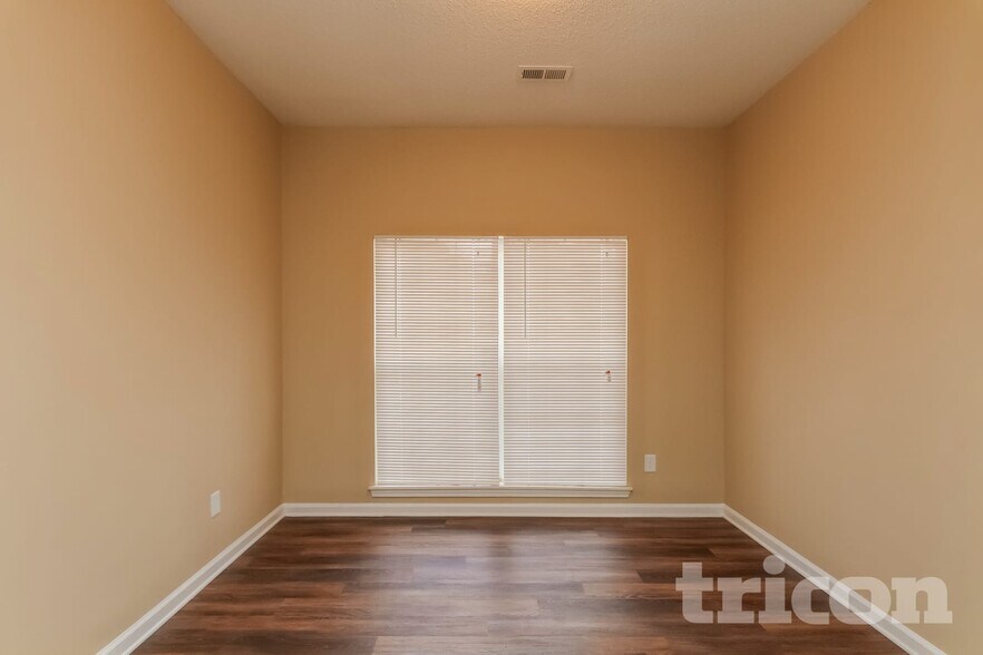 Building Photo - 9205 Rotherham Ln