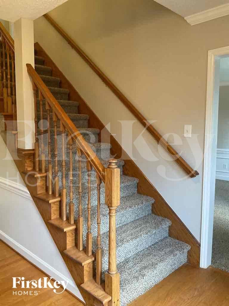 Building Photo - 110 Longbridge Dr