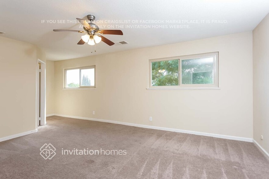 Building Photo - 2823 Seville Cir