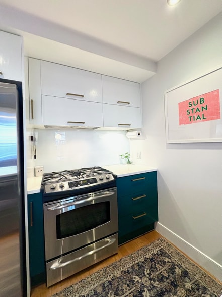 Building Photo - 660 Bergen St