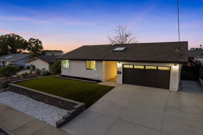 Building Photo - 1676 Raynell Way
