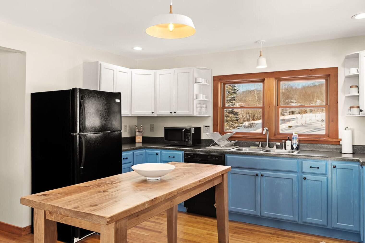 Building Photo - 444 John Rice Rd