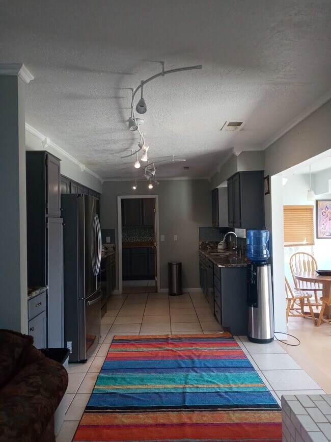 Building Photo - RIO RANCHO-FOUR BEDROOM HOUSE-Furnished