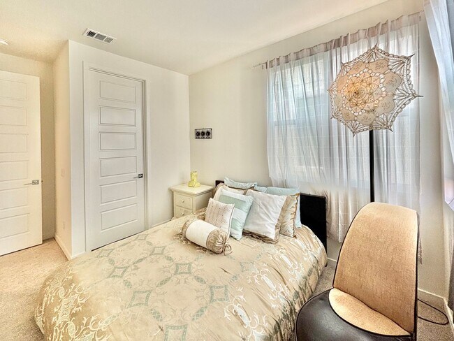 Building Photo - Coastal Living Elevated at Shoreline | 4 B...
