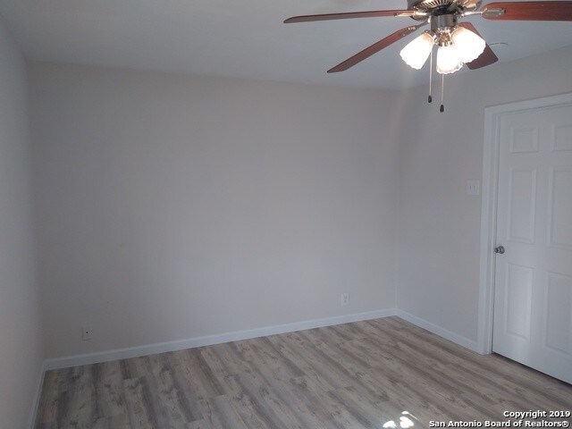 Building Photo - 7322 Oak Manor Dr